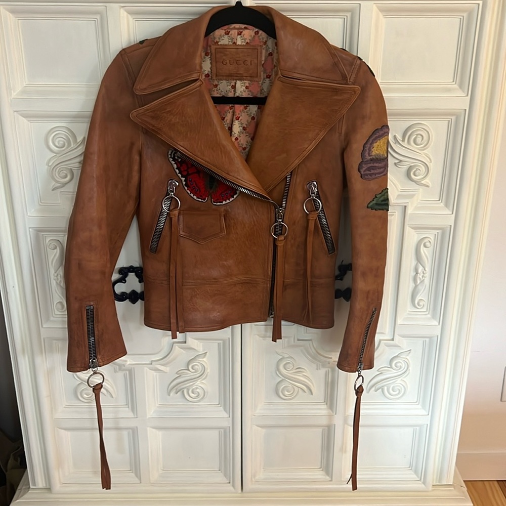 Spectacular Embroidered Gucci Leather Jacket size 38 small/x-small